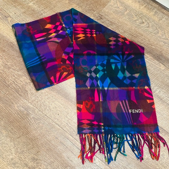 Fendi Accessories - EUC Fendi scarf
